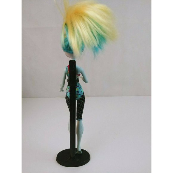 Monster High 11" Lagoona Blue Beach Party Doll - Picture 3 of 6
